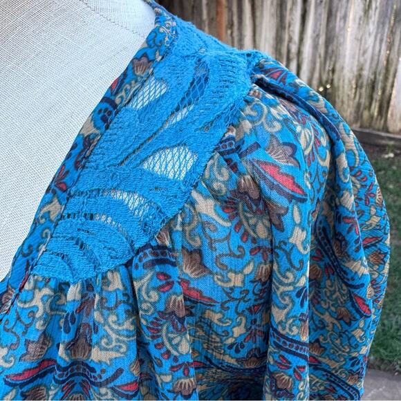 Xhilaration Dress Blue Lace Floral Paisley Bat Wing Women's Size Small - Picture 3 of 12